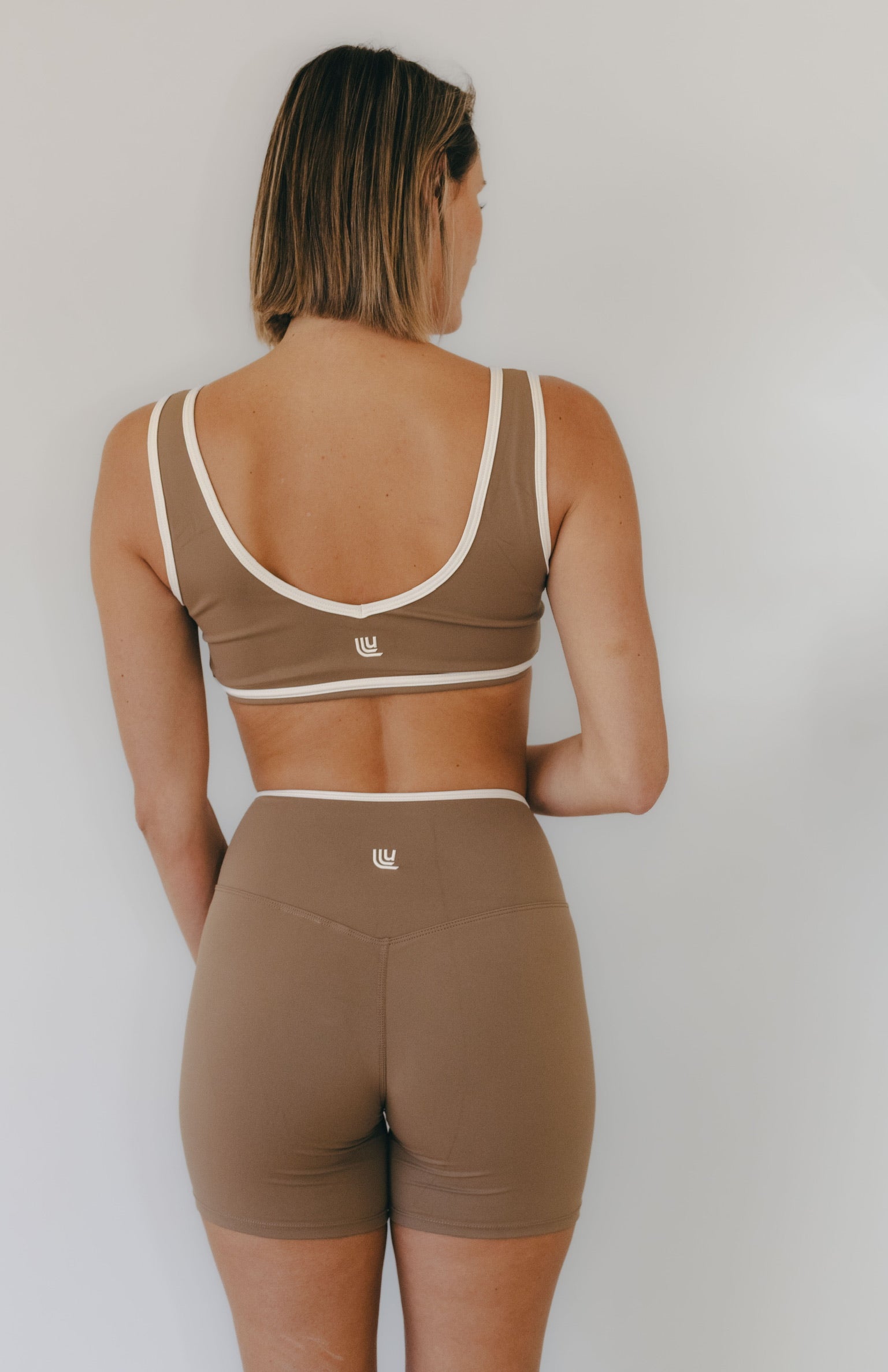 Short BALANCE - Brown
